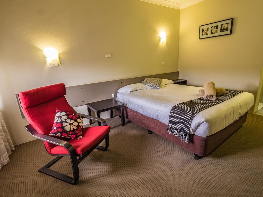Casino Motor Inn Экстерьер фото
